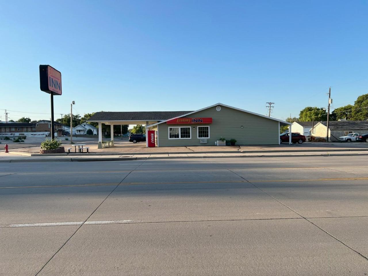 Economy Inn Mccook McCook Exterior foto