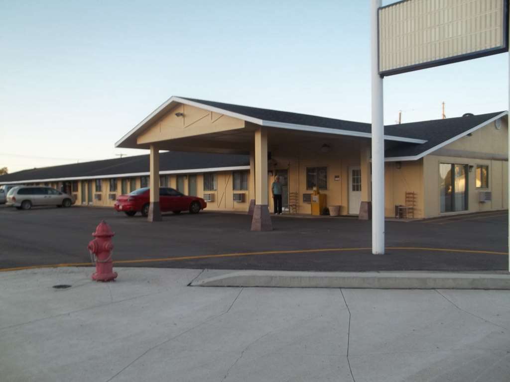 Economy Inn Mccook McCook Exterior foto